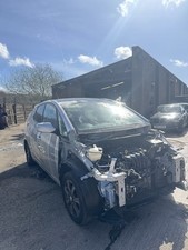 Breaking hyundai ix20 for sale  CRADLEY HEATH