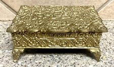 Caixa de bugigangas vintage decorativa de latão com pé com forro de madeira 5” x 3,5” comprar usado  Enviando para Brazil