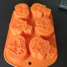 Halloween silicone cake for sale  SWANSEA