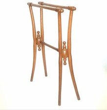 Wooden towel rail d'occasion  Expédié en Belgium