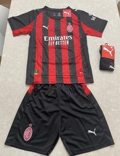 Completo calcio milan usato  Vimodrone