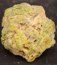 Pyromorphite quartz grammes d'occasion Pyromorphite quartz grammes d'occasion  Senlis