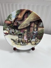 susan neale plate for sale susan neale plate for sale LUTON