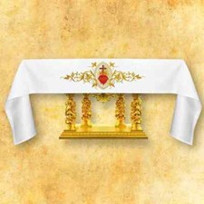 Obrus z haftem czołowym "Serce Jezusa" na sprzedaż  PL