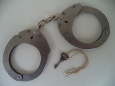 Clejuso 12a handschellen gebraucht kaufen  Möglingen