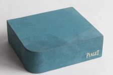 Piaget présentoir vitrine d'occasion Piaget présentoir vitrine d'occasion  Seyssel