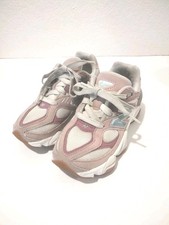Usado, Tênis infantil New Balance 9060 tamanho 11 meninas rosa roxo branco crianças pequenas  comprar usado Usado, Tênis infantil New Balance 9060 tamanho 11 meninas rosa roxo branco crianças pequenas  comprar usado  Enviando para Brazil