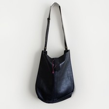 Bolsa tote Banana Republic grande tiracolo couro fecho aba balde, usado comprar usado  Enviando para Brazil