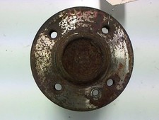 Moyeu arriere droit d'occasion Moyeu arriere droit d'occasion  Parthenay