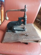Ancienne presse oeillet d'occasion  Brienon-sur-Armançon