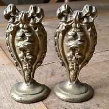 Extremidades de trilho de cortina de latão vitoriano acabamentos antigos rococó francês dourado antigo comprar usado Extremidades de trilho de cortina de latão vitoriano acabamentos antigos rococó francês dourado antigo comprar usado  Enviando para Brazil