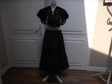 Jupe longue ancienne. d'occasion  Vannes