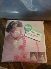 Boneca Wilton Clássica Molde Maravilha Kit Panela de Bolo Boneca, Molde, Caixa de Instruções comprar usado  Enviando para Brazil