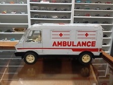 Ambulance renault trafic d'occasion  Beaucouzé
