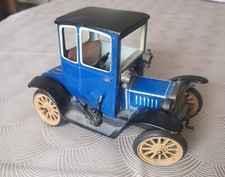 Voiture ancienne schuco d'occasion  Nanteuil-le-Haudouin