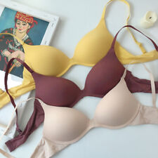 Flat chested aaa d'occasion  Expédié en Belgium