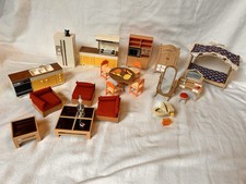 Móveis e acessórios vintage para casa de bonecas Tomy Smaller Homes comprar usado Móveis e acessórios vintage para casa de bonecas Tomy Smaller Homes comprar usado  Enviando para Brazil