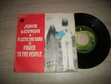 Vinyle tours john d'occasion  Coucy-le-Château-Auffrique