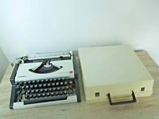 Vintage olympia traveller for sale  COLCHESTER