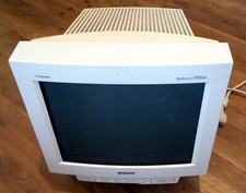 Ecran moniteur crt d'occasion  Gouzeaucourt