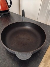 Creuset 28cm cast for sale  SOUTHEND-ON-SEA