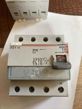 Interrupteur differentiel tetr d'occasion  Gommegnies
