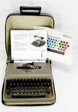 Macchina scrivere typewriter usato  Gravina in Puglia