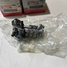 Bomba de injeção de óleo B4A Yamaha Marine 60V-13200-13/90891-40723 peças de barco OEM, usado comprar usado  Enviando para Brazil