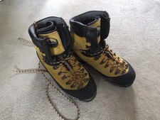 Sportiva nepal mountaineering for sale  BUDE