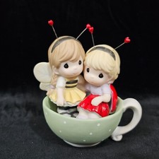 Precious Moments "You Fit Me To A Tea" 104017 Bumble Bee Lady Bug Cup Hearts NOVO comprar usado  Enviando para Brazil