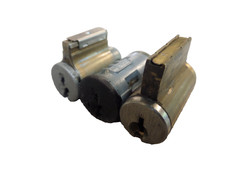 LOTE DE 3 CILINDROS DE BLOQUEIO KWIKSET/SC1 5 E 6 PINOS USADOS SEM CHAVES LOCKSPORT comprar usado  Enviando para Brazil
