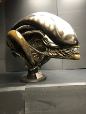 Alien bust 1 for sale  WARE