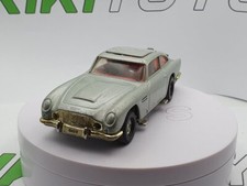 Aston martin 007 usato  Varese