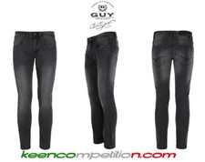 Guy jeans uomo usato  Italia