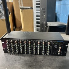 Mixer Alesis Studio 12r montagem em rack comprar usado  Enviando para Brazil