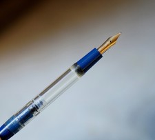 Stylo plume pompe d'occasion  Paris IX