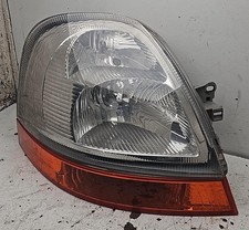 Faro anteriore destro usato  Italia