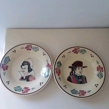 Assiettes céramique portrait d'occasion  Bruyères-et-Montbérault