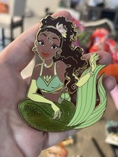 Broche fantasia Princesa e o Sapo Tiana Sereia comprar usado Broche fantasia Princesa e o Sapo Tiana Sereia comprar usado  Enviando para Brazil
