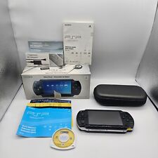 Usado, Sony PlayStation portátil PSP pacote econômico preto - com caixa, carregador, bateria e muito mais comprar usado  Enviando para Brazil