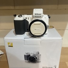 Nikon 14.2mp mirrorless for sale  WINSFORD