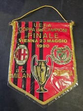 Gagliardetto milan benfica usato  Italia
