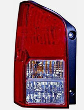 Faro posteriore pathfinder usato  Roma