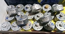 Pezzi motori elettrici usato  Scandicci