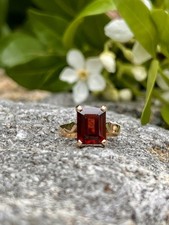 Bague 18k grenat d'occasion Bague 18k grenat d'occasion  Clermont-Ferrand-