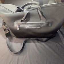 Duffle grande Tommy Hilfiger com alça de ombro preto  comprar usado  Enviando para Brazil