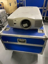 000 lumen projector for sale  LONDON