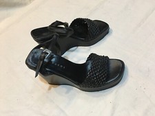 Sandali con zeppa usato  Vaiano