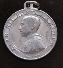 Pio xii medaglietta usato  Roma
