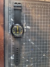 Zoo York relógio de metal preto mostrador amarelo mostrador - Novo na caixa - Precisa de bateria  comprar usado  Enviando para Brazil